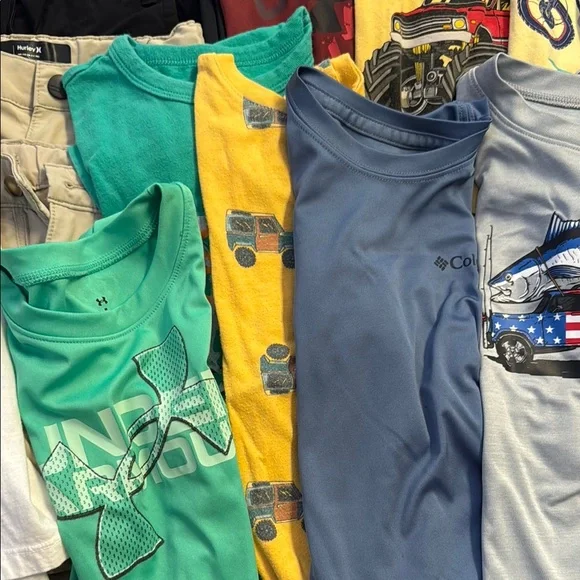 Assorted Boys Summer Bundle Graphic T-Shirts and Shorts Collection 5T - 6T XS - Picture 3 of 7